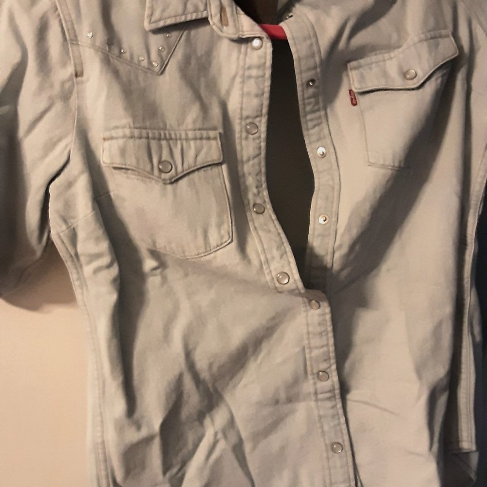 Levi's Shirt Size Small Color Demin